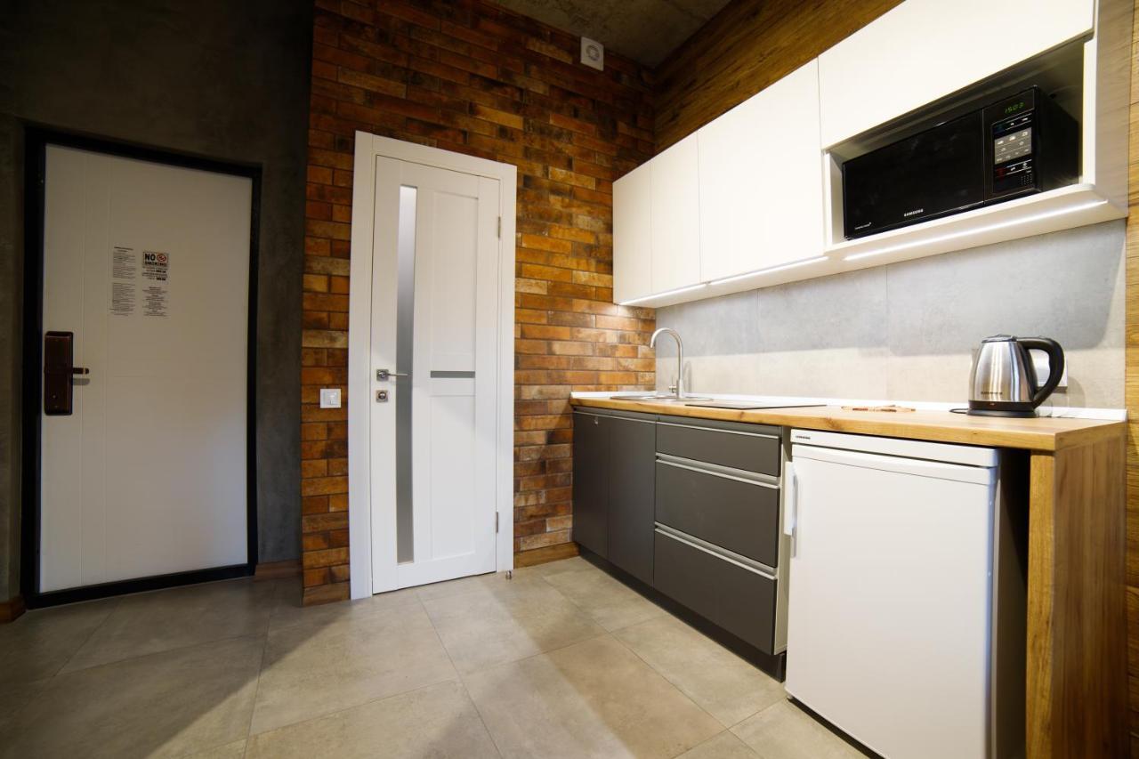Lux Apartments Λβιβ Εξωτερικό φωτογραφία