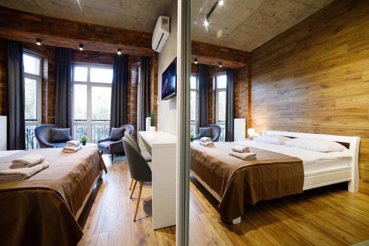 Lux Apartments Λβιβ Εξωτερικό φωτογραφία