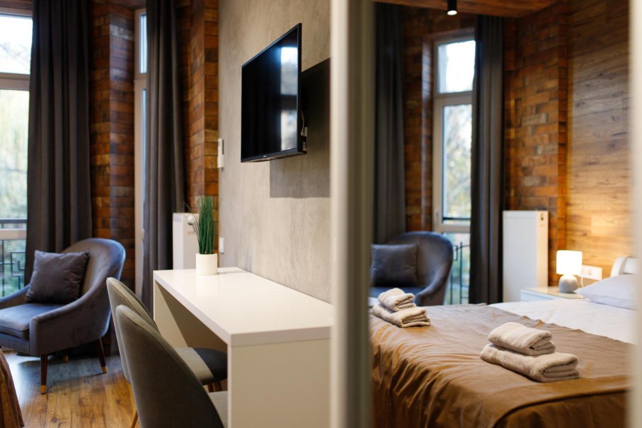 Lux Apartments Λβιβ Εξωτερικό φωτογραφία