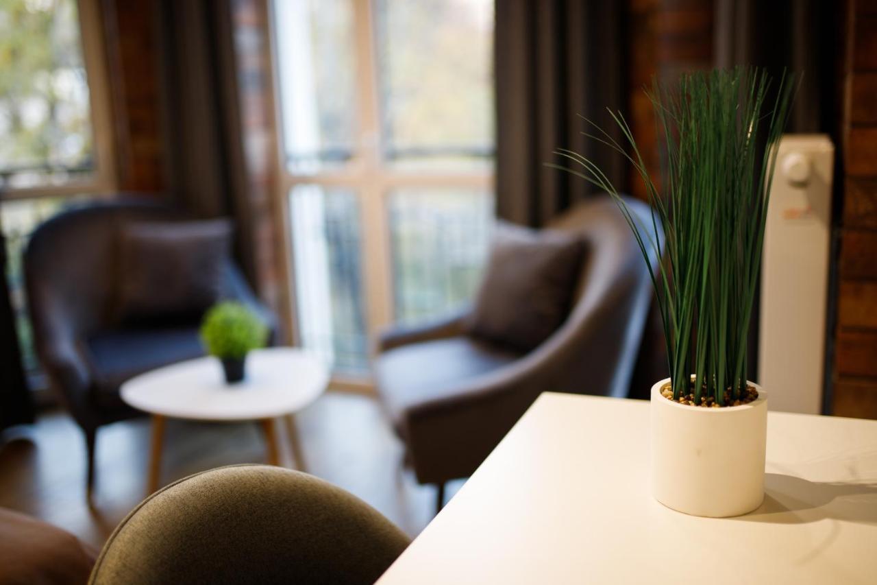 Lux Apartments Λβιβ Εξωτερικό φωτογραφία