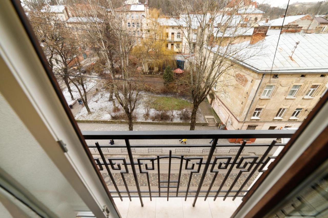 Lux Apartments Λβιβ Εξωτερικό φωτογραφία