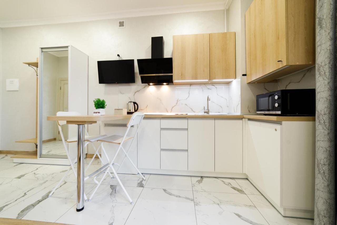 Lux Apartments Λβιβ Εξωτερικό φωτογραφία