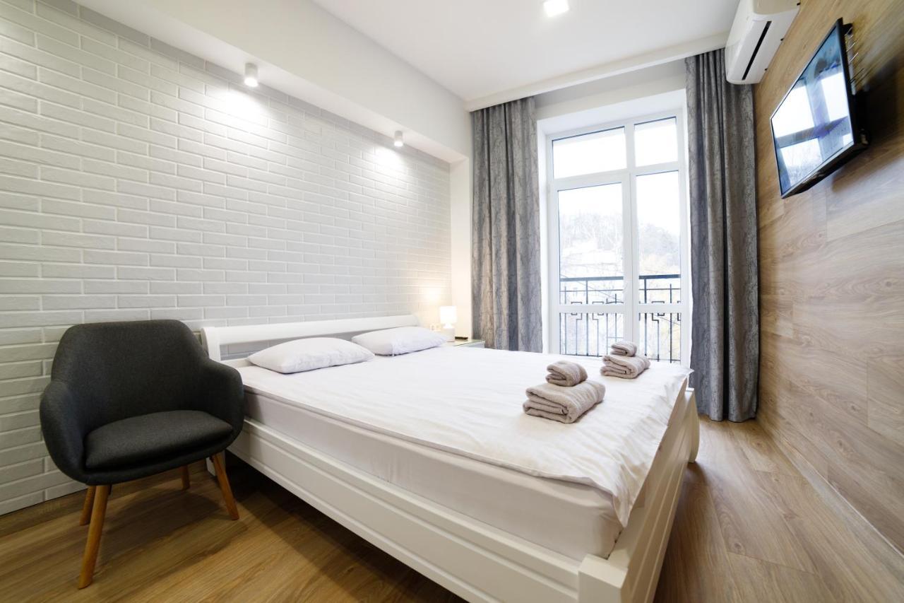 Lux Apartments Λβιβ Εξωτερικό φωτογραφία